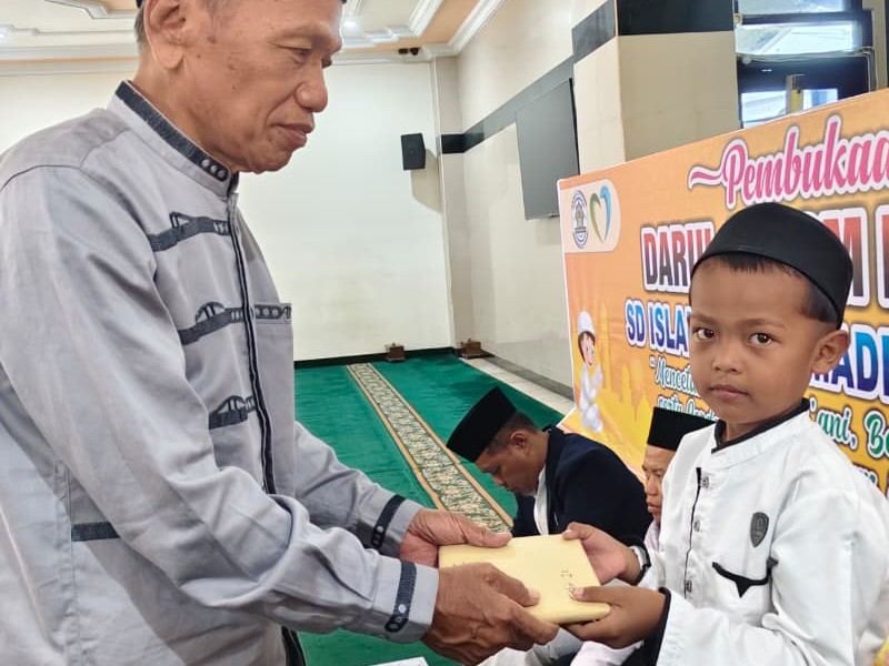 KEGIATAN DARUL ARQOM KE XVIII